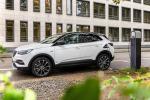 Opel Grandland X Hybrid4 2019 года